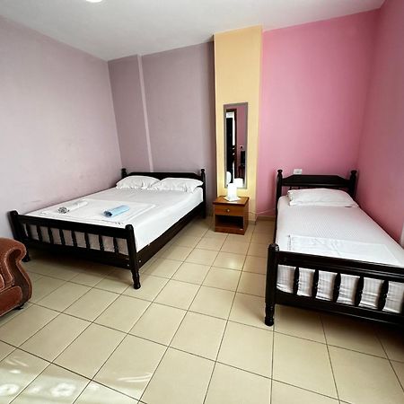 Romance Holiday Garden Inn ドゥラス エクステリア 写真